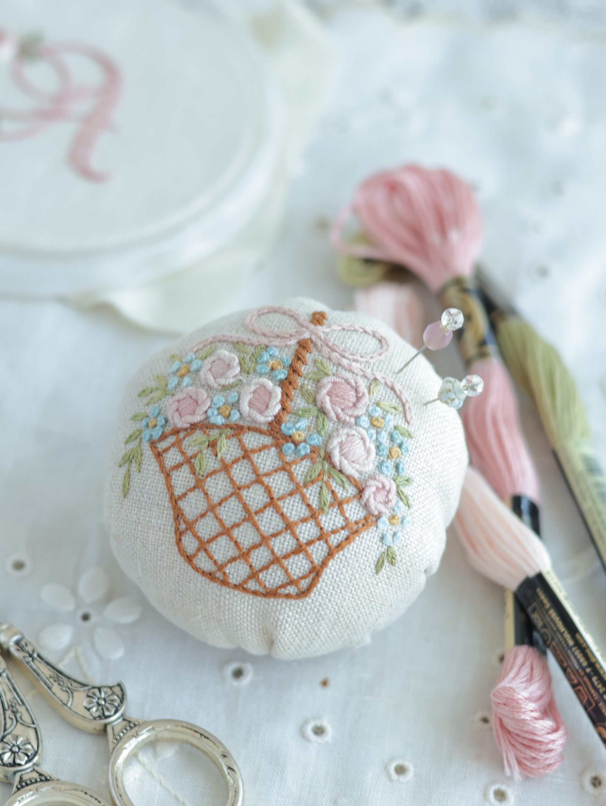 アトリエクレアのフランス刺しゅうZoom講座 ちひろコース（基礎